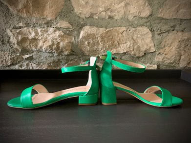 3.5CM AND 5CM HEELS, IN GREEN LEATHER AND GREEN SUEDE 